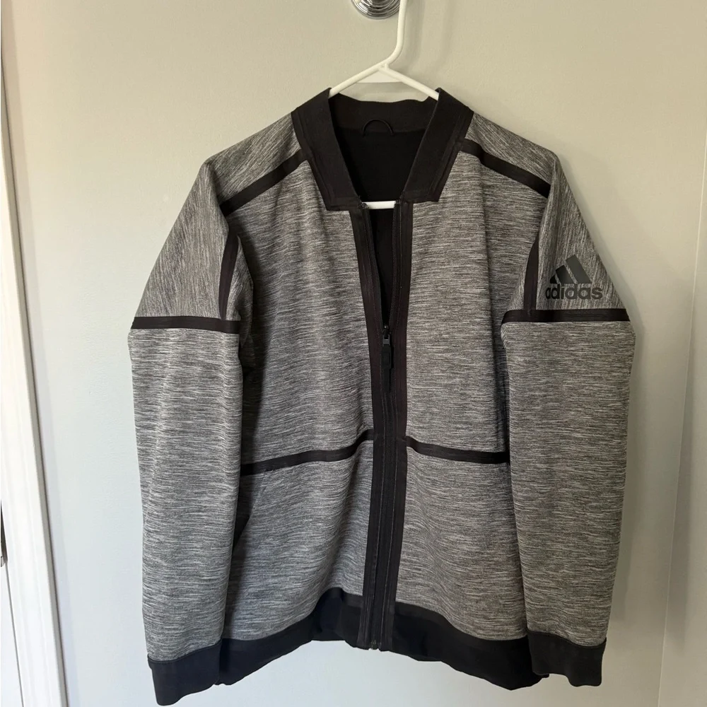 Adidas REVERSIBLE Men's Black Windbreaker Jacket